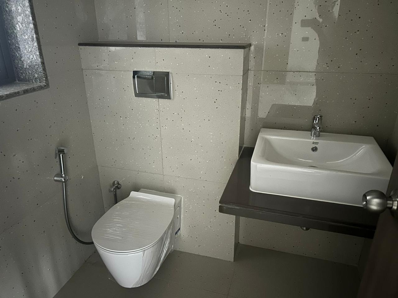 Sanitary Fixtures Photo 24